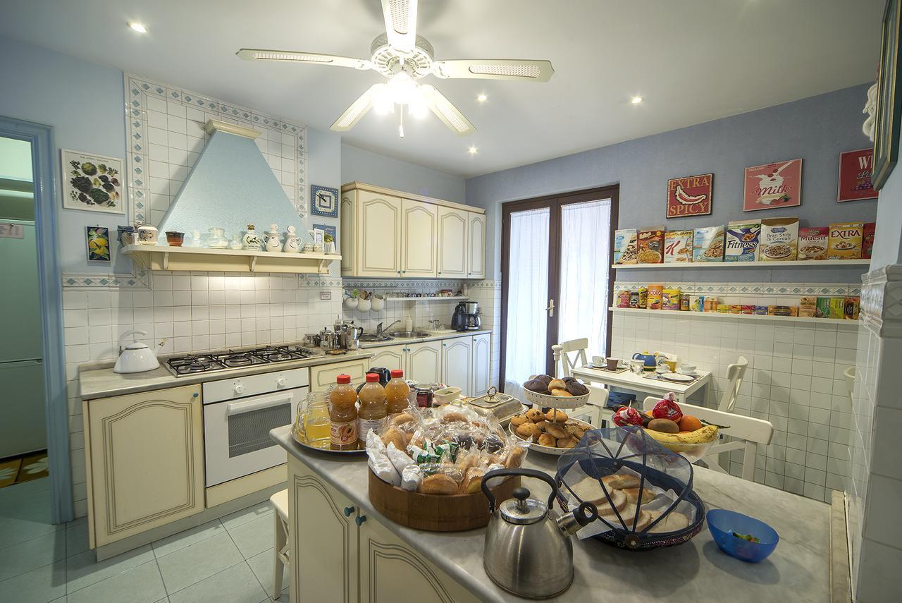 B&B Casale Dell'Insugherata Рим Екстериор снимка