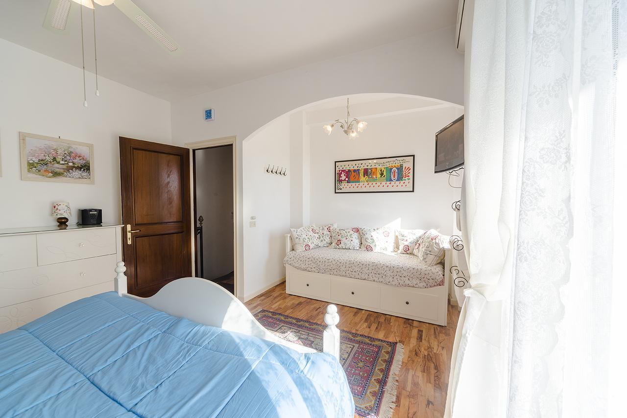 B&B Casale Dell'Insugherata Рим Екстериор снимка